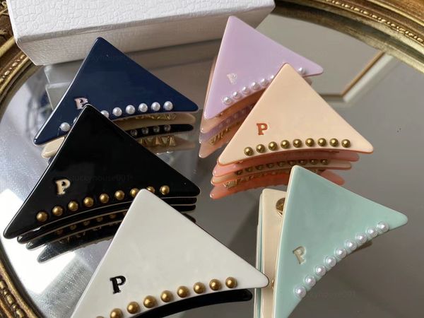 new luxury p letter triangle clamps suitable for women fitness yoga 6 color optional pearl inlaid fashion hairpin travel leisure jewelry acc, Slivery;golden
new luxury p letter triangle clamps suitable for women fitness yoga 6 color optional pearl inlaid fashion hairpin travel leisure jewelry acc, Slivery;golden