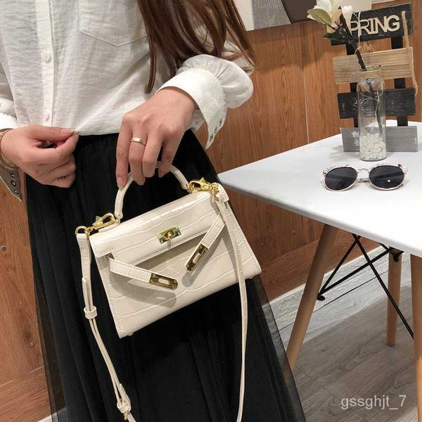 luxury famous women's shoulder bags fashion cosmetic bag totes crocodile h home handbags designed by famous designer cross body purses
luxury famous women's shoulder bags fashion cosmetic bag totes crocodile h home handbags designed by famous designer cross body purses