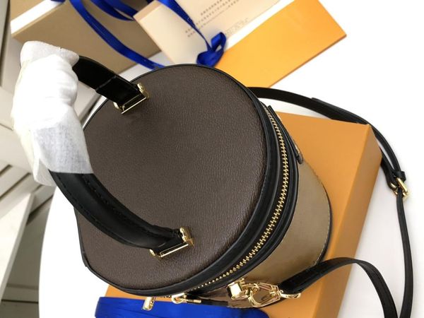 shoulders bags soft pu leather barrel-shaped purses female small barrel sling brand designer shoulder 2022 messenger purses makeup bag perfo
shoulders bags soft pu leather barrel-shaped purses female small barrel sling brand designer shoulder 2022 messenger purses makeup bag perfo