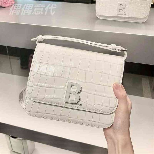 designer balencigas handbags hourglass bag women's crocodile pattern messenger square tofu
designer balencigas handbags hourglass bag women's crocodile pattern messenger square tofu