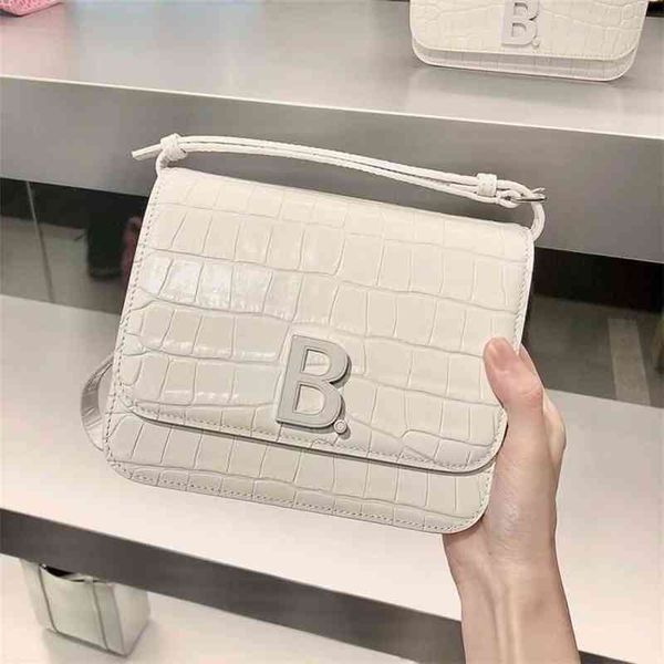 designer balencigas handbags hourglass bag handags white women's summer genuine leather button tofu small square single shoulder cross
designer balencigas handbags hourglass bag handags white women's summer genuine leather button tofu small square single shoulder cross