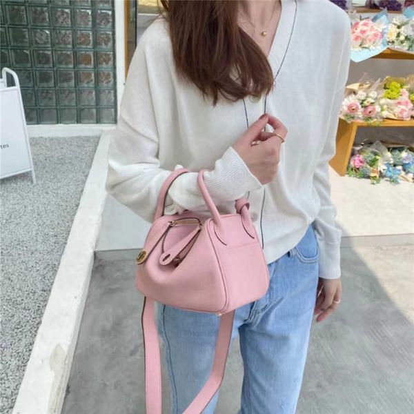 designer luxury women bags kelys herme high version women's fashion trend handbag hand sewn wax thread single shoulder birkins large ca
designer luxury women bags kelys herme high version women's fashion trend handbag hand sewn wax thread single shoulder birkins large ca