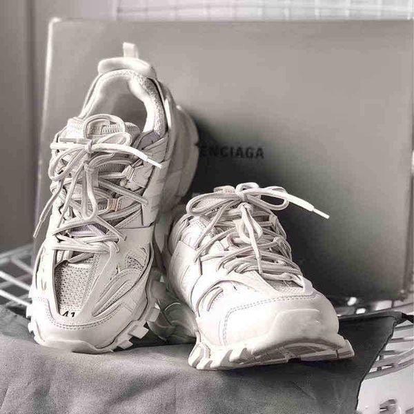 hip hop sneakers bbalencaigas shoes versatile summer paris daddy track3.0 men's women's comfortable elevated trend ins lovers'
hip hop sneakers bbalencaigas shoes versatile summer paris daddy track3.0 men's women's comfortable elevated trend ins lovers'