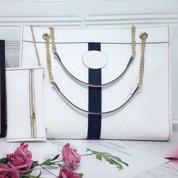 lady shopping bag classic gold chain tote handbag quality genuine leather crossbody package women high-capacity pouch
lady shopping bag classic gold chain tote handbag quality genuine leather crossbody package women high-capacity pouch