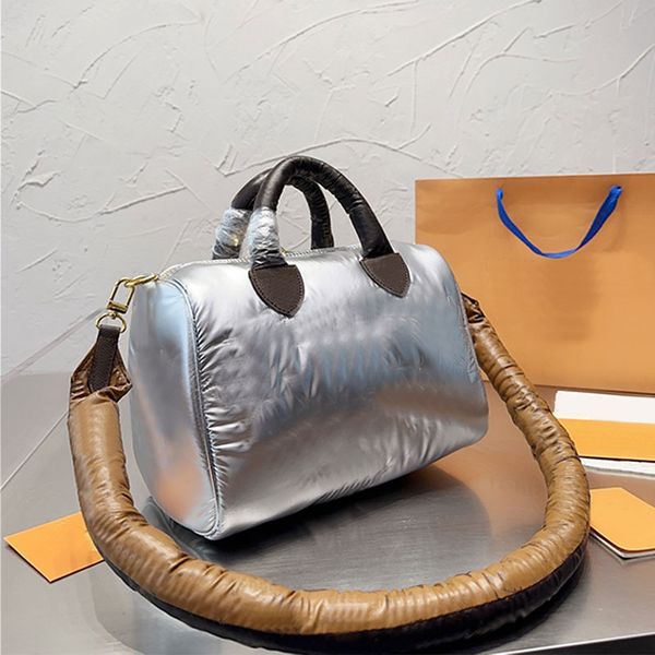 cotton padded pillow tote bag bright leather shopping handbags travel shoulder bags crossbody handbag fashion zipper pocket large capacity
cotton padded pillow tote bag bright leather shopping handbags travel shoulder bags crossbody handbag fashion zipper pocket large capacity