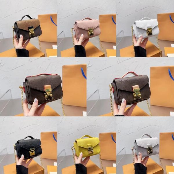 classic women mini shoulder bags letter printing flip buckle latch envelope bag women's luxury leather embossing messenger bag handbags
classic women mini shoulder bags letter printing flip buckle latch envelope bag women's luxury leather embossing messenger bag handbags