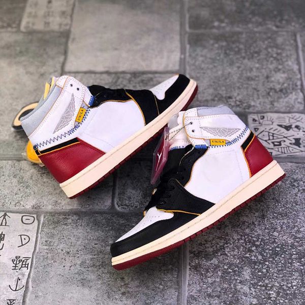 shoes brand union la 1 high og nrg white school team red wolf gray black men basketballshoes
shoes brand union la 1 high og nrg white school team red wolf gray black men basketballshoes