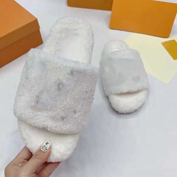 2022 new shoes designer l slippers lamb wool warm letter fur one flat all-match lazy, Black
2022 new shoes designer l slippers lamb wool warm letter fur one flat all-match lazy, Black