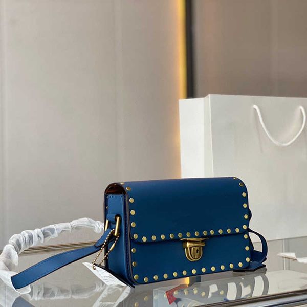 designer luxury women the tote bag fashion versatile handbags shoulder crossbody bags purse telfars totes large capacity saddle wallets 7a 7
designer luxury women the tote bag fashion versatile handbags shoulder crossbody bags purse telfars totes large capacity saddle wallets 7a 7