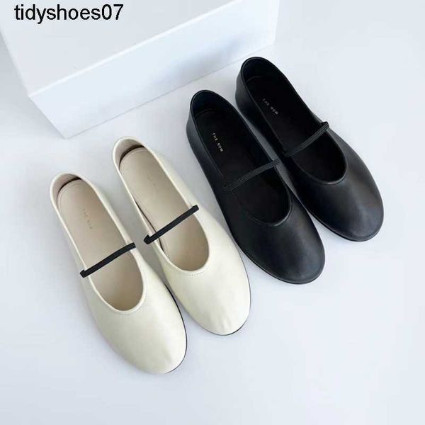 granny sheepskin soft shoes the row ballet round head flat bottom flat belt women's single shoes soft and light
granny sheepskin soft shoes the row ballet round head flat bottom flat belt women's single shoes soft and light