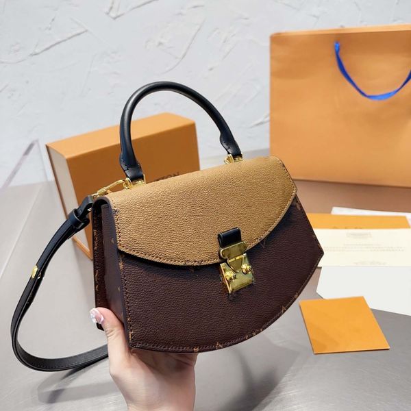 bags designer bag totes women handbag premium leather full printing vintage semicircle buckle shoulder bag luxury classic brand imitation sp
bags designer bag totes women handbag premium leather full printing vintage semicircle buckle shoulder bag luxury classic brand imitation sp
