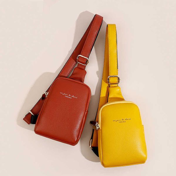 shoulder bags summer women's chest pack hip hop banana belt mini mirror quqlity crossbody female pu leather waist purse pocket 221024
shoulder bags summer women's chest pack hip hop banana belt mini mirror quqlity crossbody female pu leather waist purse pocket 221024