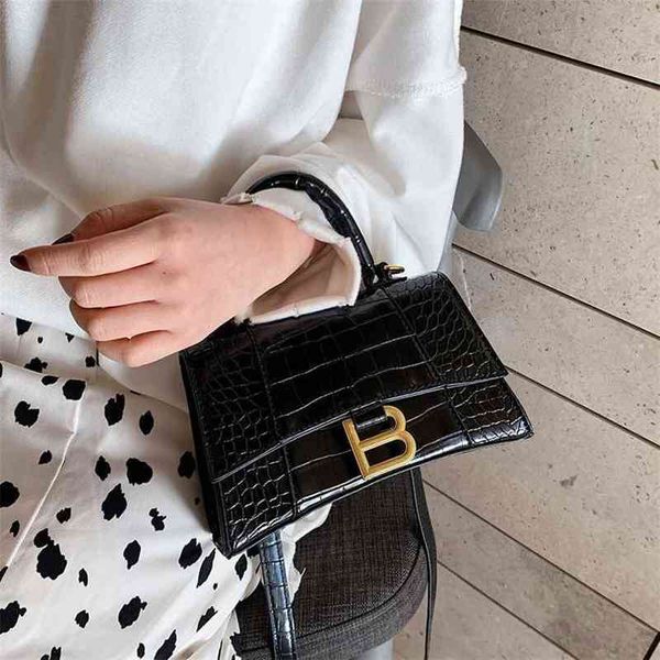 designer balencigas handbags hourglass bags female high version crocodile b-shaped leather one shoulder messenger handbag
designer balencigas handbags hourglass bags female high version crocodile b-shaped leather one shoulder messenger handbag