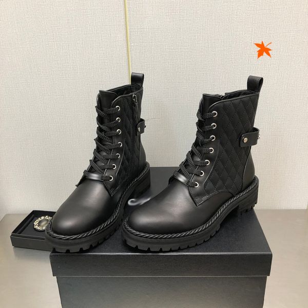 designer women roman stud calfskin combat boots lady fashion ankle boot leather rivet winter flat sneakers size eur 35-40 -l017, Black
designer women roman stud calfskin combat boots lady fashion ankle boot leather rivet winter flat sneakers size eur 35-40 -l017, Black