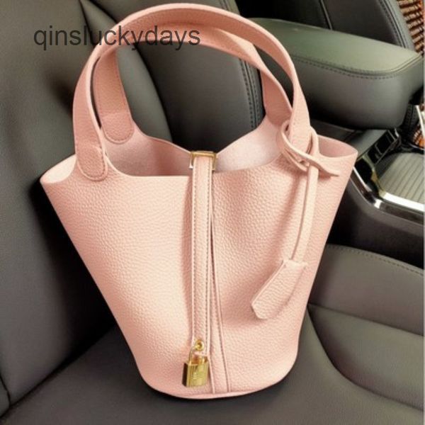 herme bag women 2022 new chaocai basket women's soft pu litchi pattern bucket south korean mother's handbagera7
herme bag women 2022 new chaocai basket women's soft pu litchi pattern bucket south korean mother's handbagera7