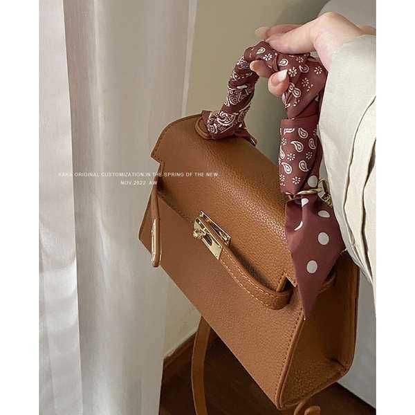 handbags fashion designer female luxury handle totes bag hermee trendy classic retro kellies small niche texture messenger hand m5xf
handbags fashion designer female luxury handle totes bag hermee trendy classic retro kellies small niche texture messenger hand m5xf