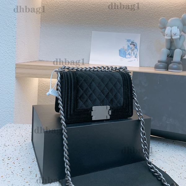 2022 early autumn classical boy flap quilted bag velvet metal coarse chain original hardware shoulder designer crossbody vintage multi tote
2022 early autumn classical boy flap quilted bag velvet metal coarse chain original hardware shoulder designer crossbody vintage multi tote