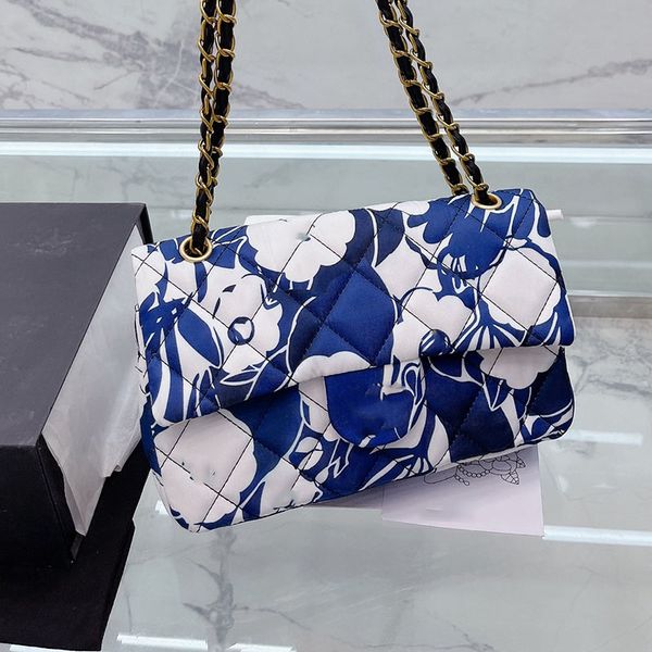 designer channelity bags for women black handbag leather chain slant shoulder clutch totes bag cc double letters solid hasp waist square str
designer channelity bags for women black handbag leather chain slant shoulder clutch totes bag cc double letters solid hasp waist square str