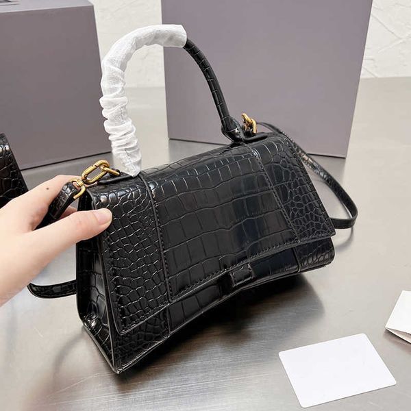 new crocodile leather handbag womens luxury wallets designer single shoulder bag balck femous fashion crossbody bag alligator cl
new crocodile leather handbag womens luxury wallets designer single shoulder bag balck femous fashion crossbody bag alligator cl