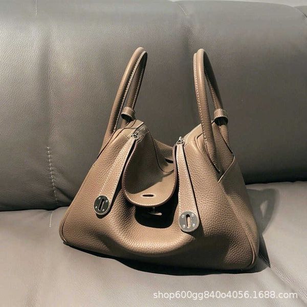 designer luxury women bags kelys herme high version women's fashion trend handbag hand sewn wax thread single shoulder birkins large ca
designer luxury women bags kelys herme high version women's fashion trend handbag hand sewn wax thread single shoulder birkins large ca