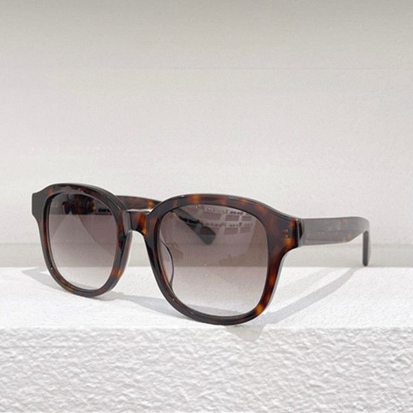 sunglasses for women summer 0956 popular style anti-ultraviolet retro plate square big invisible frame glasses whit box 0022s model, White;black
sunglasses for women summer 0956 popular style anti-ultraviolet retro plate square big invisible frame glasses whit box 0022s model, White;black