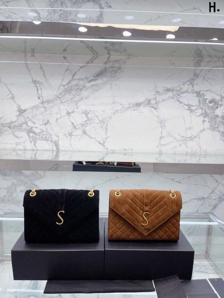 high-quality envelop designer bag new arrival exclusive casual collocation tote messenger leather purses ladies handbags evening clutches
high-quality envelop designer bag new arrival exclusive casual collocation tote messenger leather purses ladies handbags evening clutches
