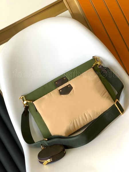 maxi multi pochette shoulder bag recycled nylon removable clutch bag designers luxury cross body 3sets m21056
maxi multi pochette shoulder bag recycled nylon removable clutch bag designers luxury cross body 3sets m21056