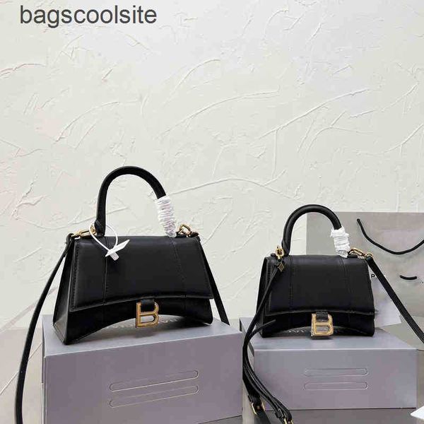 bags balencaigass bag trend vintage one pattern designer paris shoulder leather fashion hourglass crocodile portable q7nc
bags balencaigass bag trend vintage one pattern designer paris shoulder leather fashion hourglass crocodile portable q7nc