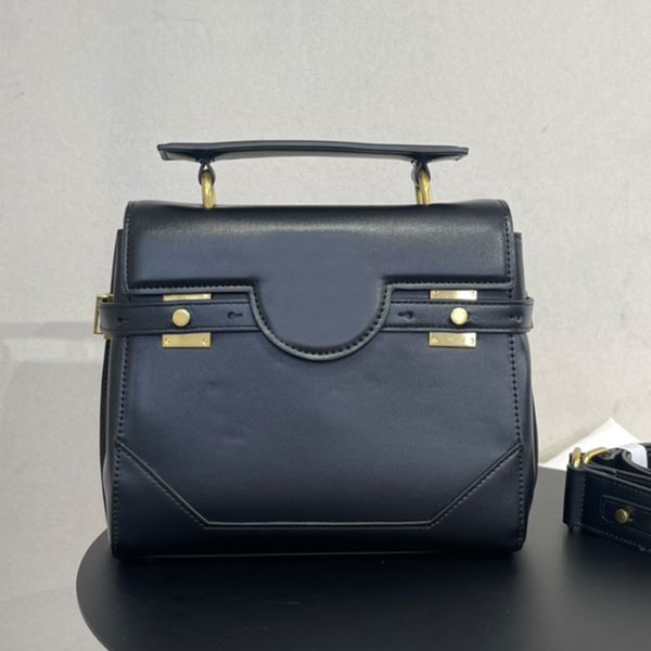 lady handbag shoulder crossbody bag tote bags genuine leather gold letter buckle metal chain and leather double handle interior zip pocket f
lady handbag shoulder crossbody bag tote bags genuine leather gold letter buckle metal chain and leather double handle interior zip pocket f