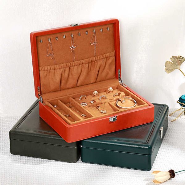 jewelry boxes pu double-layer high-grade leather snap fastener storage gold jade stationery l221021, Black;white
jewelry boxes pu double-layer high-grade leather snap fastener storage gold jade stationery l221021, Black;white