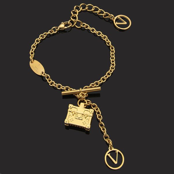 titanium steel jewelry factory wholesale fashion v letter horizontal bar hanging makeup case bracelet, Black
titanium steel jewelry factory wholesale fashion v letter horizontal bar hanging makeup case bracelet, Black