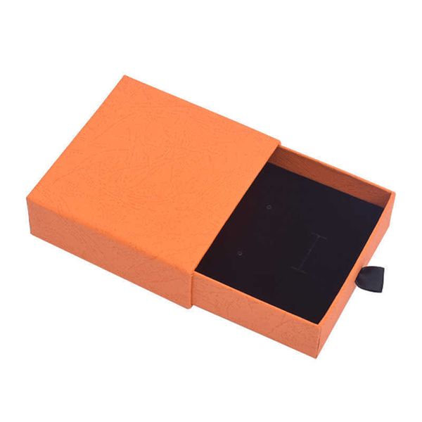 jewelry boxes 12pcs new arrive colorful cardboard kraft packaging box two size for earrings pendant necklace storage case gift package l2210, Black;white
jewelry boxes 12pcs new arrive colorful cardboard kraft packaging box two size for earrings pendant necklace storage case gift package l2210, Black;white
