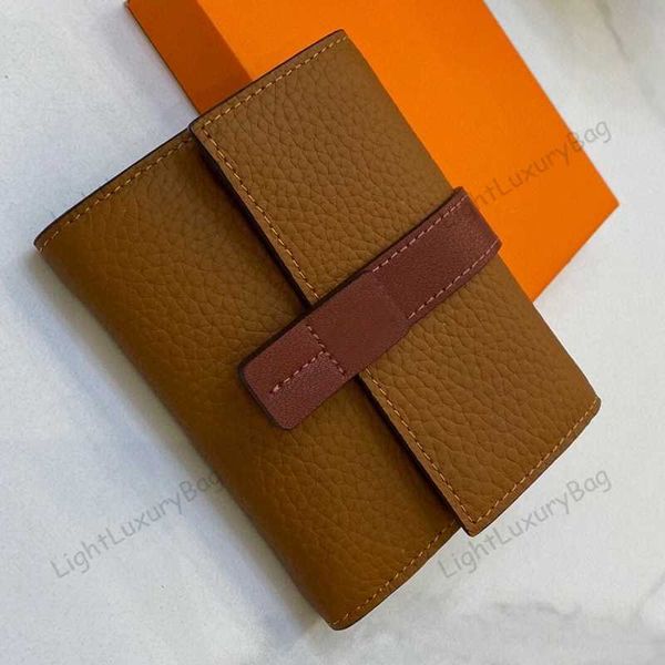 5a flap square wallet two-tone designer leather fashion tri-fold light luxury purses for men and women classic famous brand 220218, Red;black
5a flap square wallet two-tone designer leather fashion tri-fold light luxury purses for men and women classic famous brand 220218, Red;black