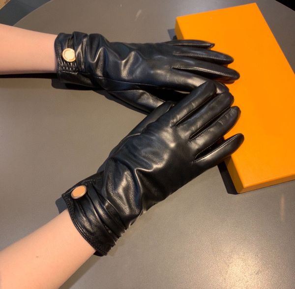 stylish lambskin gloves winter designer warm mittens thick sheepskin gloves autumn winter plush lining mitten, Blue;gray
stylish lambskin gloves winter designer warm mittens thick sheepskin gloves autumn winter plush lining mitten, Blue;gray
