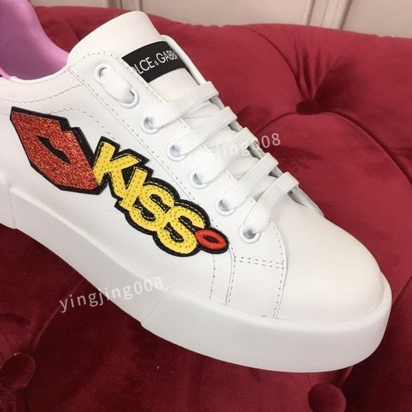 2022 lady flat casual shoes women travel leather lace-up sneaker cowhide fashion letters mans white brown shoe dgs'dolc'gabbanas g, Black
2022 lady flat casual shoes women travel leather lace-up sneaker cowhide fashion letters mans white brown shoe dgs'dolc'gabbanas g, Black