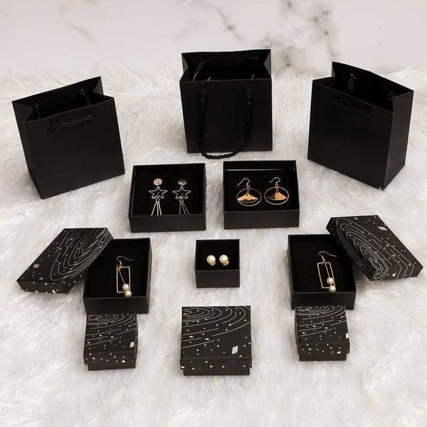 jewelry boxes 12pcs new black kraft jeweley packaging box with silver printing bracelet necklace ring ear nail case dropshipping l221021, Black;white
jewelry boxes 12pcs new black kraft jeweley packaging box with silver printing bracelet necklace ring ear nail case dropshipping l221021, Black;white