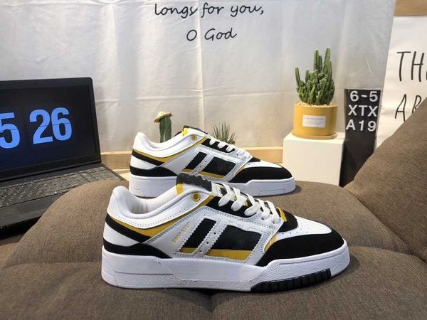 2022 men's shoes autumn leather waterproof work thick sole wear-resistant anti-slip collision color mosaic fashion shoes 1025
2022 men's shoes autumn leather waterproof work thick sole wear-resistant anti-slip collision color mosaic fashion shoes 1025