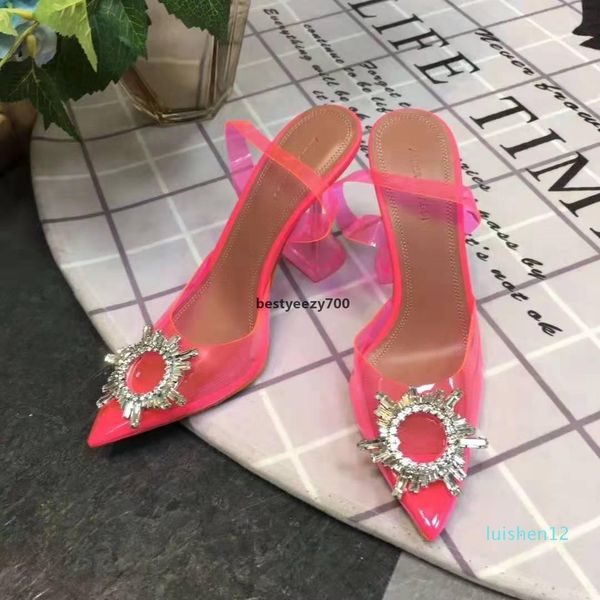 shoe amina muaddi perfect official quality begum crystal-embellished pvc slingback pumps begumglass transparent jom, Black
shoe amina muaddi perfect official quality begum crystal-embellished pvc slingback pumps begumglass transparent jom, Black