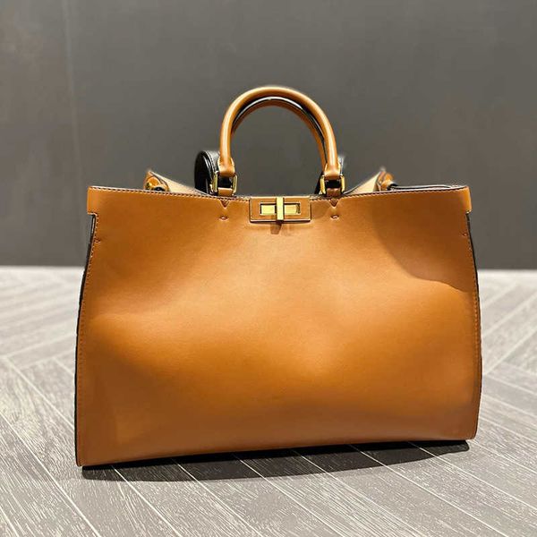 totes peekabo designer bag leather the tote bags luxurys bag womens designers crossbody bags design handbag luggage pouch purse 221025
totes peekabo designer bag leather the tote bags luxurys bag womens designers crossbody bags design handbag luggage pouch purse 221025