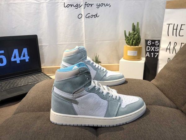 men's shoes 2022 new autumn and winter breathable shoes korean version of the autumn new high help sneakers boys and girls basketball s
men's shoes 2022 new autumn and winter breathable shoes korean version of the autumn new high help sneakers boys and girls basketball s