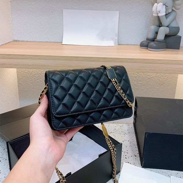 woman luxury card holder fashion designer bag lady genuine leather purse crossbody handbag wallet messenger chain shoulder bags quilt purses
woman luxury card holder fashion designer bag lady genuine leather purse crossbody handbag wallet messenger chain shoulder bags quilt purses