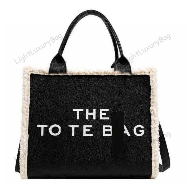 tote bag designer leather plush patchwork wallet fashion shoulder practical crossbody for women classic famous brand shopping purse 220218
tote bag designer leather plush patchwork wallet fashion shoulder practical crossbody for women classic famous brand shopping purse 220218