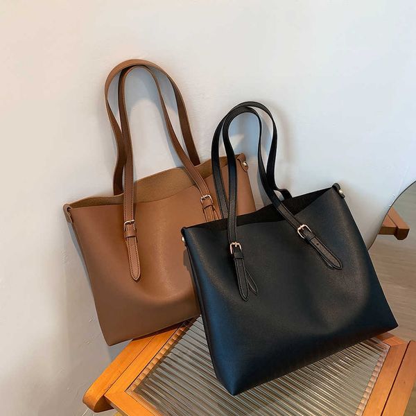 evening bags fashion women pu leather solid color shoulder shopping bag casual ladies large capacity tote handbags t221022
evening bags fashion women pu leather solid color shoulder shopping bag casual ladies large capacity tote handbags t221022