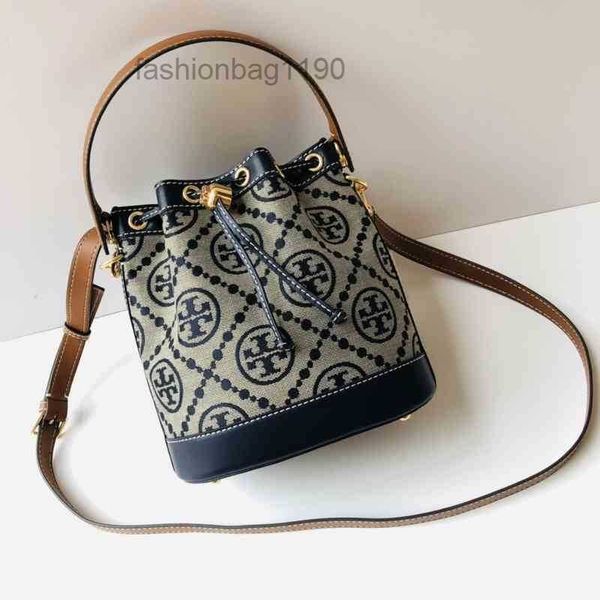 bags designer burchs handbags t0rys 2022 cowhide and autumn winter canvas single shoulder diagonal span fashion leisure women's drawstr
bags designer burchs handbags t0rys 2022 cowhide and autumn winter canvas single shoulder diagonal span fashion leisure women's drawstr