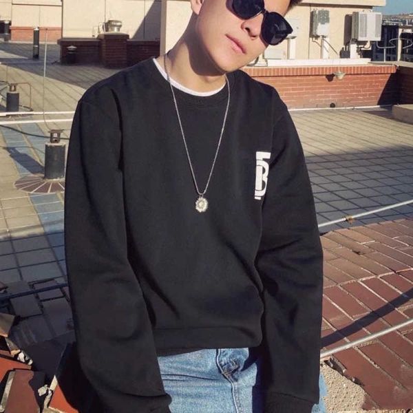 bby designer hoodie mens sweatshirt tb printed long sleeve tshirt men women pullover sweater sweat shirt 4xl 5xl, Black
bby designer hoodie mens sweatshirt tb printed long sleeve tshirt men women pullover sweater sweat shirt 4xl 5xl, Black