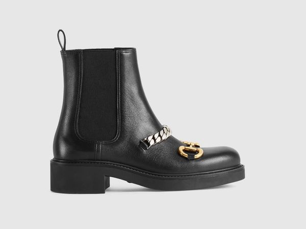 latest luxurys designer boots women black autumn and winter boots fashion cowhide sheepskin lining anti slip wear resistant 35-42
latest luxurys designer boots women black autumn and winter boots fashion cowhide sheepskin lining anti slip wear resistant 35-42