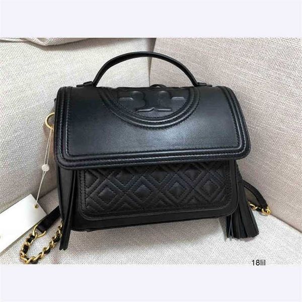 torys women bagsburchs designer lingge chain sheepskin classic bag 720 tassel handbag fashion single shoulder messenger medium womens bag
torys women bagsburchs designer lingge chain sheepskin classic bag 720 tassel handbag fashion single shoulder messenger medium womens bag