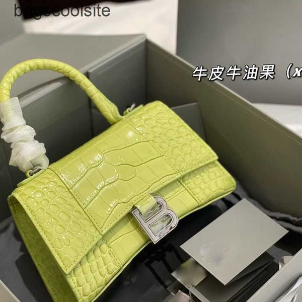 2023 balenciga bag messenger hourglass handbag color bags women's crocodile designer leather kxf6
2023 balenciga bag messenger hourglass handbag color bags women's crocodile designer leather kxf6