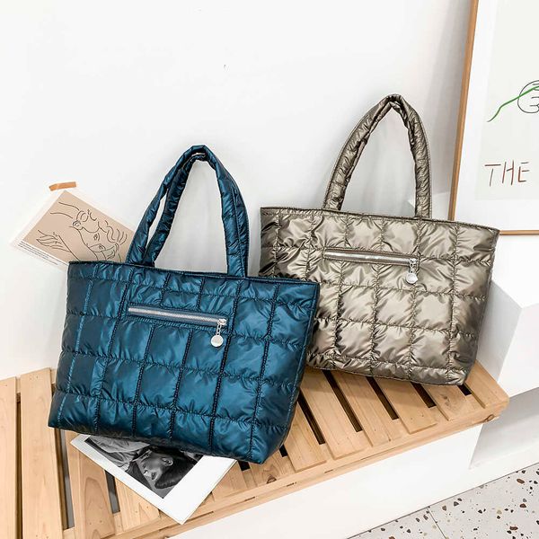 evening bags fashion quilted lattice shoulder bags female solid color nylon shopping bag women casual large capacity tote handbags for women
evening bags fashion quilted lattice shoulder bags female solid color nylon shopping bag women casual large capacity tote handbags for women