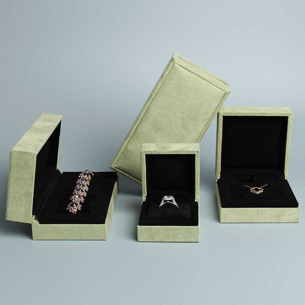 jewelry boxes high-grade deerskin ring pendant bracelet green gift storage portable l221021, Black;white
jewelry boxes high-grade deerskin ring pendant bracelet green gift storage portable l221021, Black;white